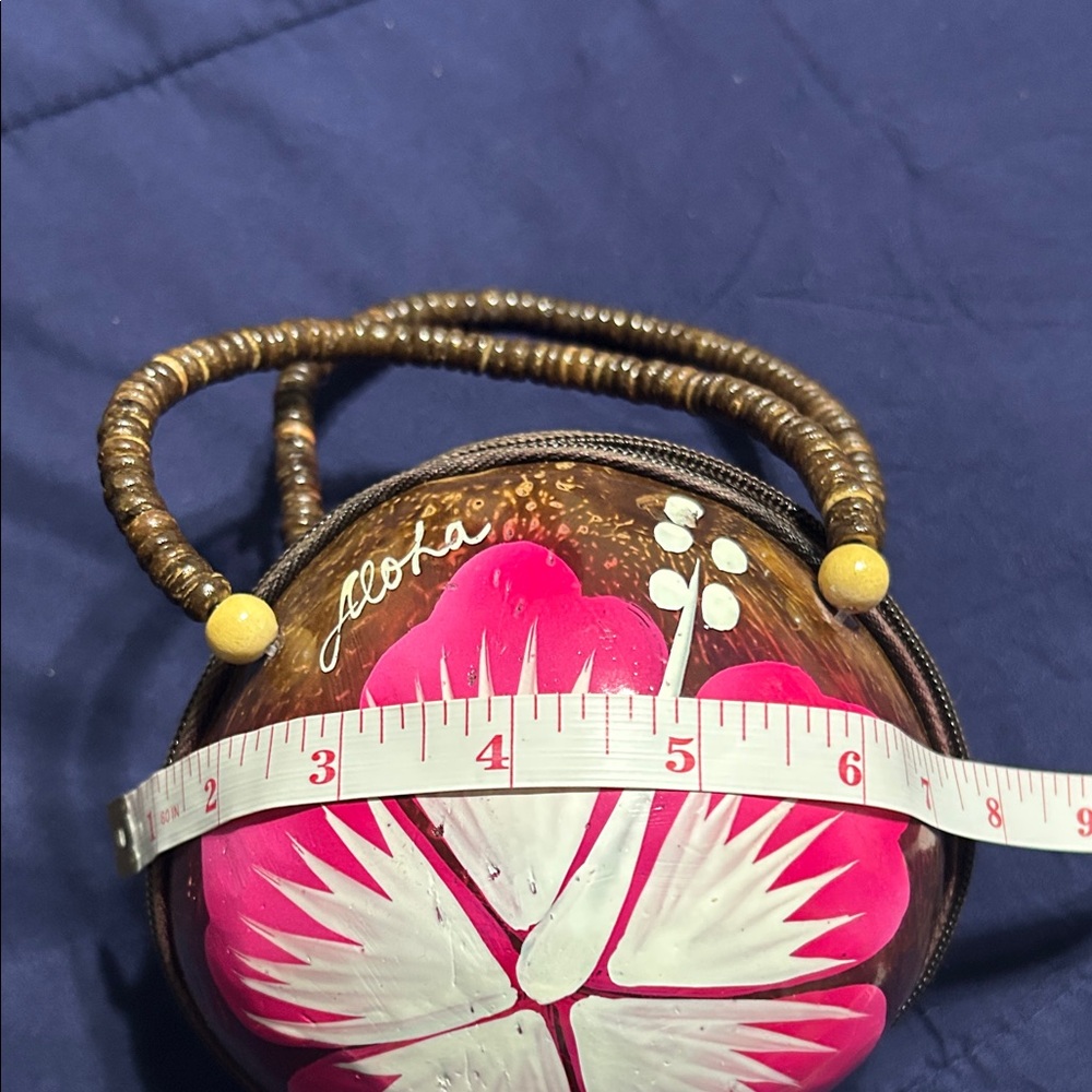 Coconut Clutch - Picture 8 of 10
